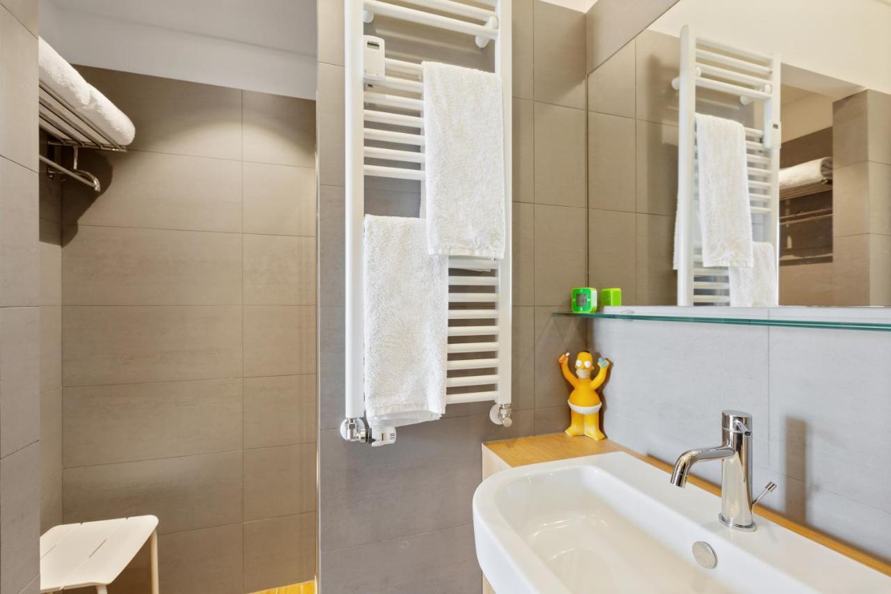 Bed & Breakfast San Calocero - Private Bathroom - Wi-Fi ミラノ エクステリア 写真